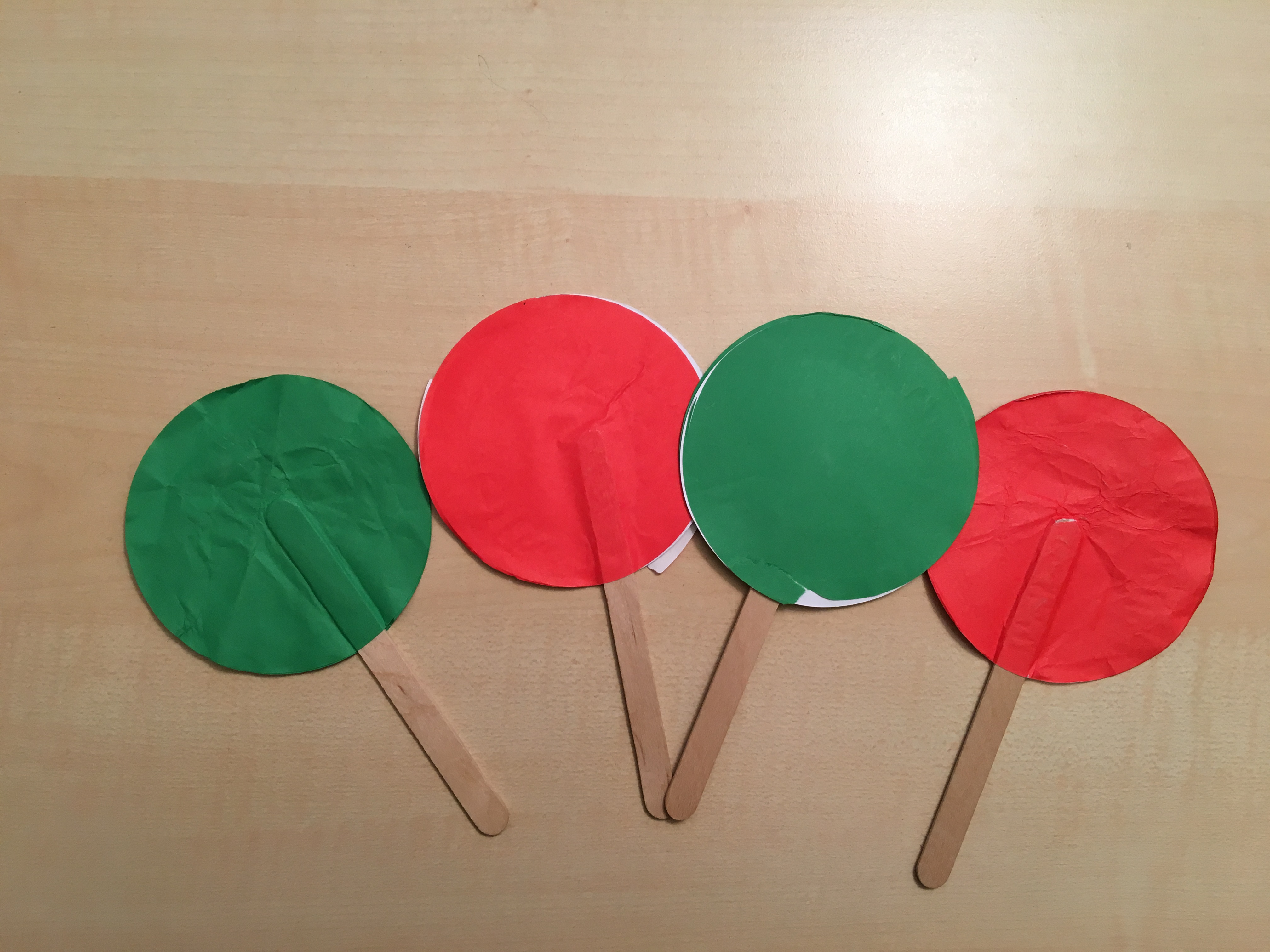 "Traffic Light" game for learning Chinese